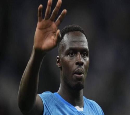 国足集结阿,联酋,青春战队备,九游体育,JiuYou,九游体育网址,九游app,九游官网,九游集团