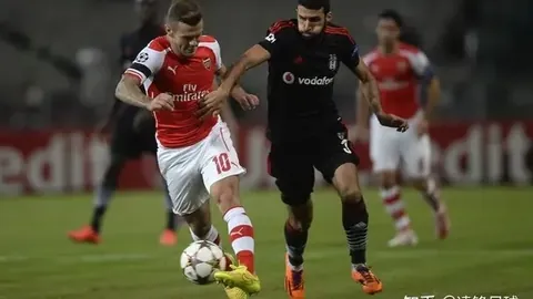 曼联与伯恩茅斯上演进球大战，比分4-4平，共射39球创英超赛季新纪录！